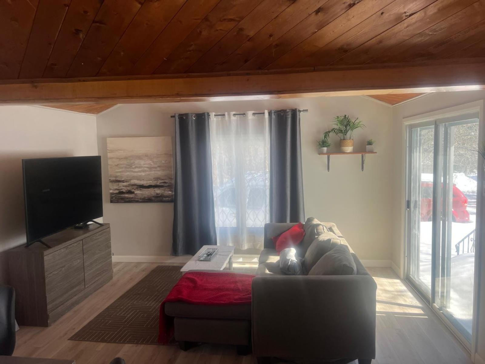Cozy Chalet Near The Beach 希迪亚克 客房 照片